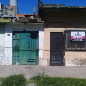 CAMPOAMOR 776.  VILLA CENTENARIO. LOMAS DE ZAMORA