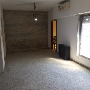 JORGE NEWBERY 115. LOMAS DE ZAMORA