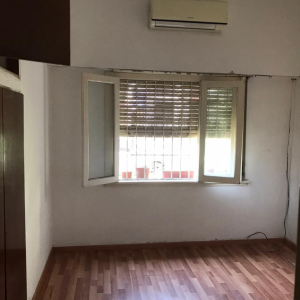 JORGE NEWBERY 115. LOMAS DE ZAMORA