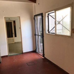 JORGE NEWBERY 115. LOMAS DE ZAMORA